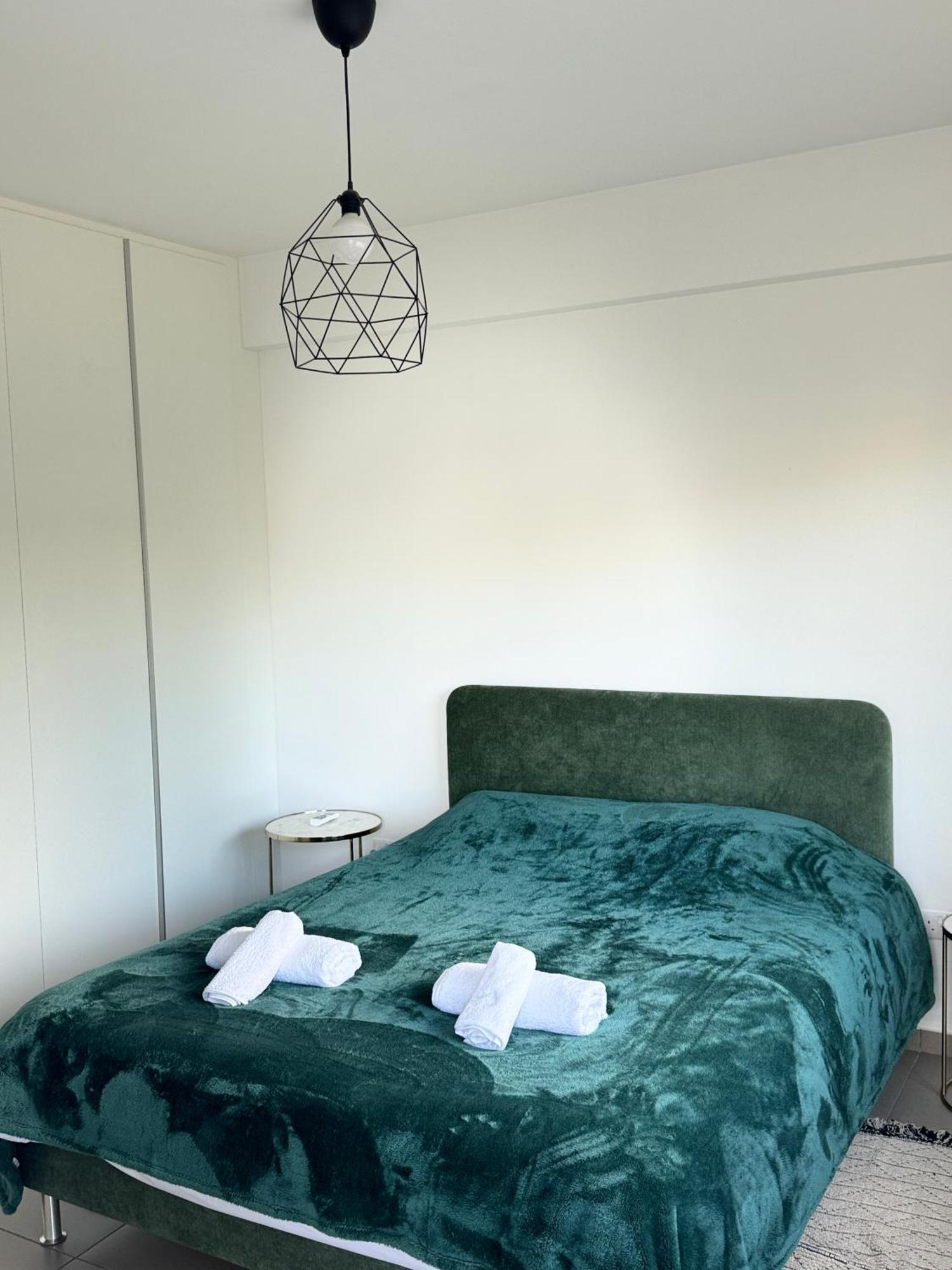 Anastasia 1 Bedroom Apartment Лимасол Экстерьер фото